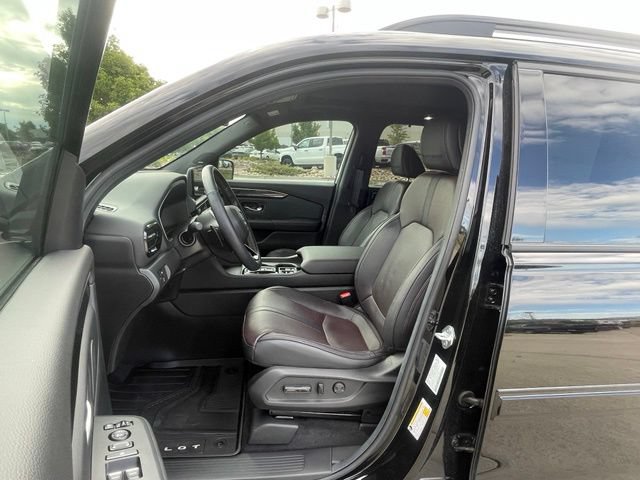 Used 2025 Honda Pilot Black Edition image 14