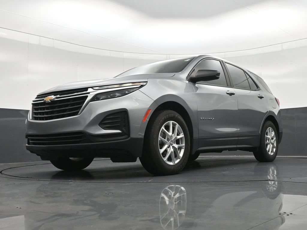 Used 2023 Chevrolet Equinox LS FWD image 23