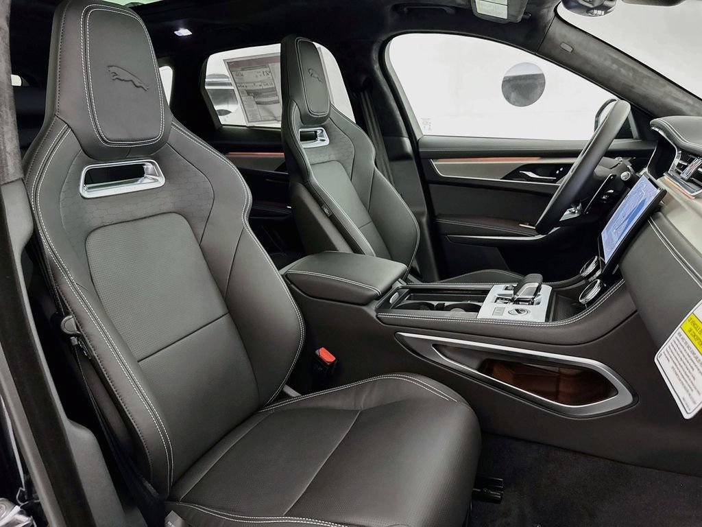 New 2026 Jaguar F-PACE R-Dynamic S AWD/4WD image 29