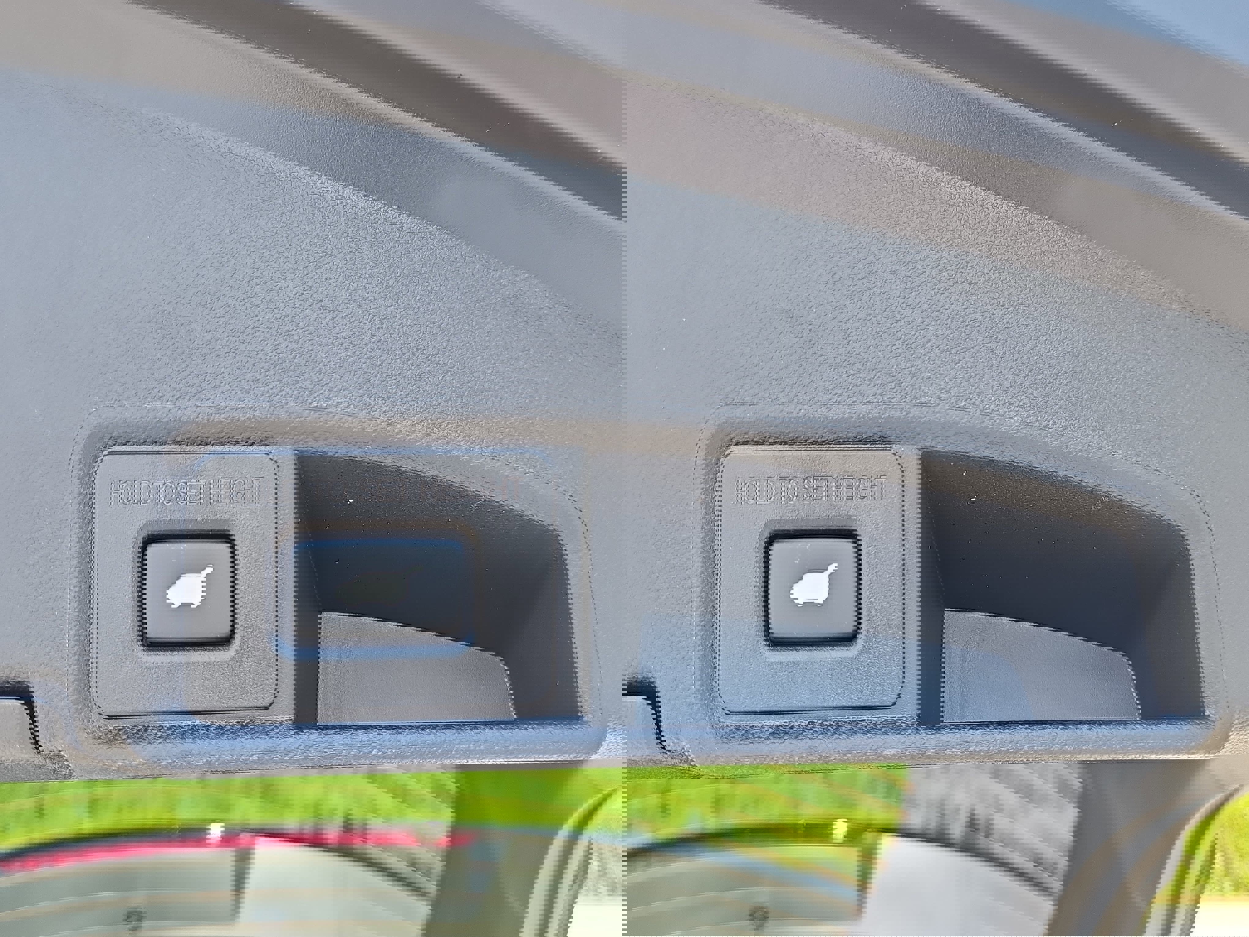 Used 2025 Acura RDX SH-AWD image 13