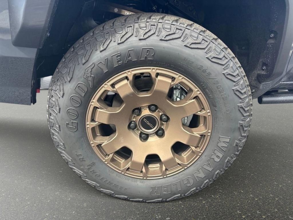 New 2025 Toyota Tacoma Trailhunter image 9