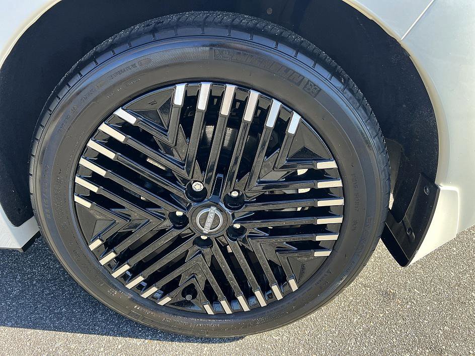 Certified 2023 Nissan Leaf SV Plus image 23