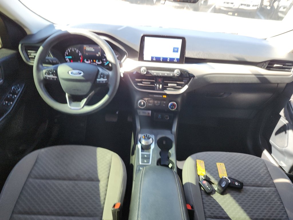 Used 2021 Ford Escape SE w/ SE Sport Appearance Package image 13