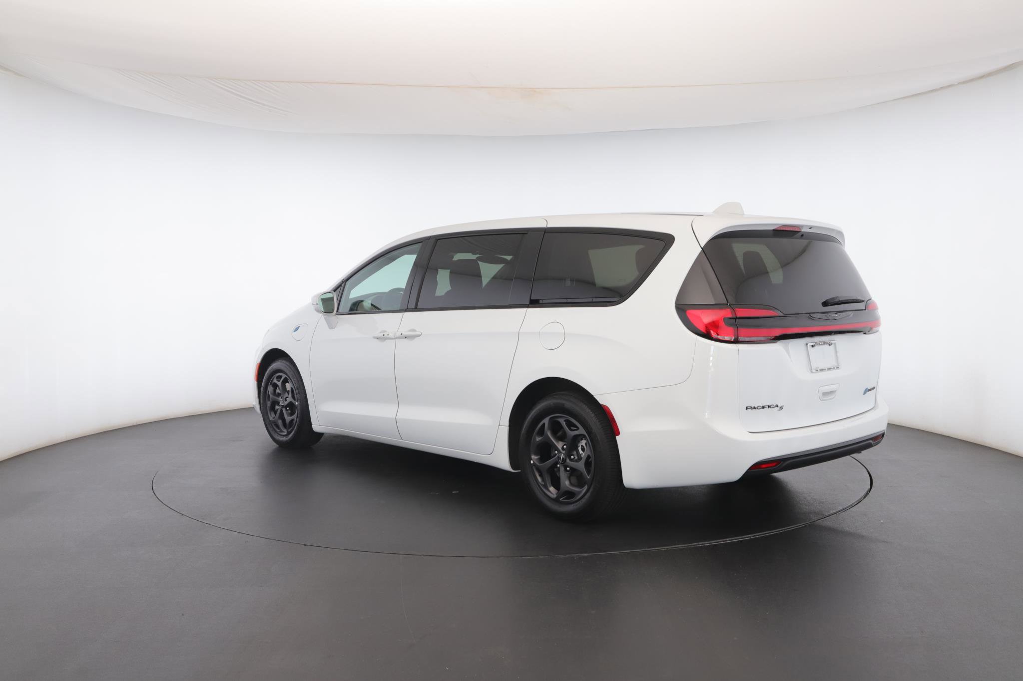 Used 2022 Chrysler Pacifica Touring-L w/ S Appearance Package image 22