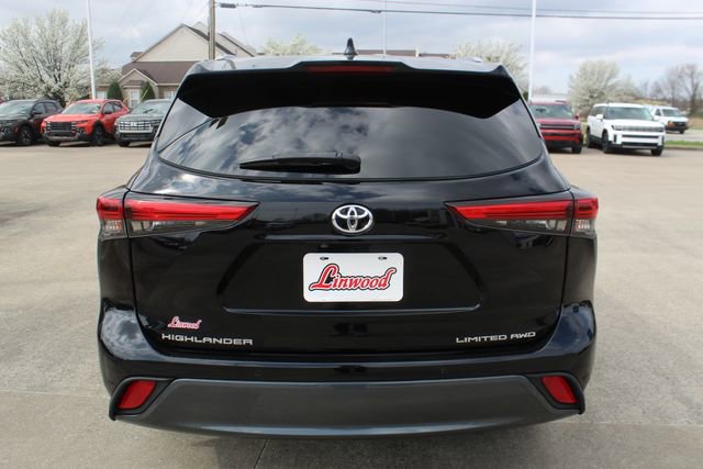 Used 2020 Toyota Highlander Limited image 4