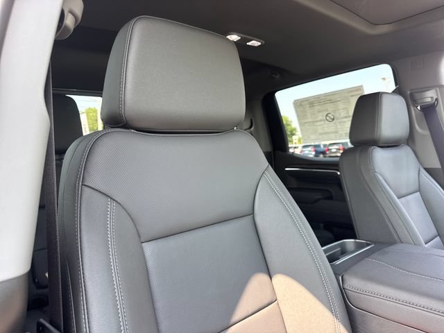 New 2026 GMC Sierra 1500 SLT w/ SLT Premium Package AWD/4WD image 30