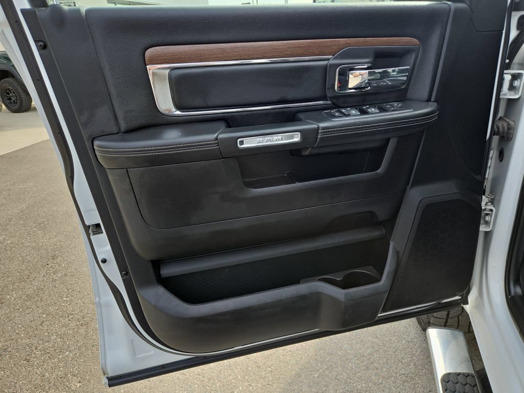Used 2017 RAM 2500 Laramie w/ Cold Weather Group AWD/4WD image 12