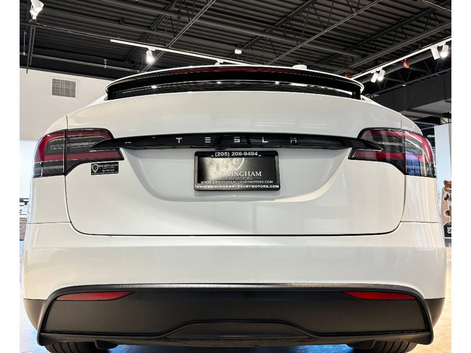 Used 2024 Tesla Model X image 13