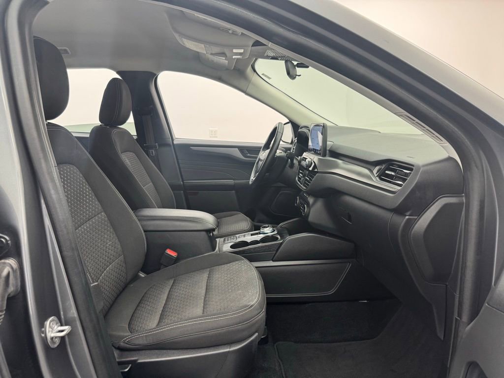 Used 2023 Ford Escape Active image 31