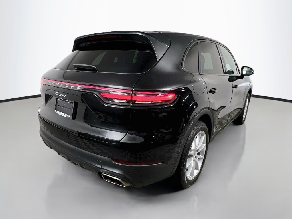 Used 2021 Porsche Cayenne AWD/4WD image 3