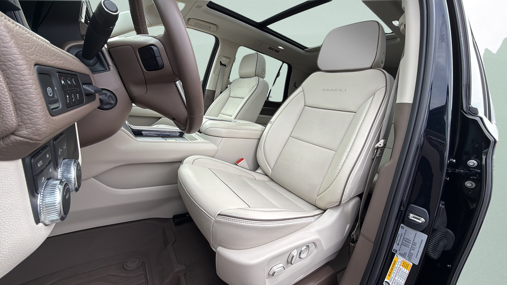 Used 2023 GMC Yukon Denali AWD/4WD image 38