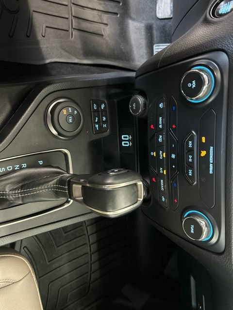 Used 2020 Ford Ranger Lariat w/ FX4 Off-Road Package AWD/4WD image 13