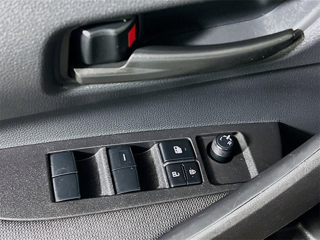 Used 2025 Toyota Corolla LE image 17