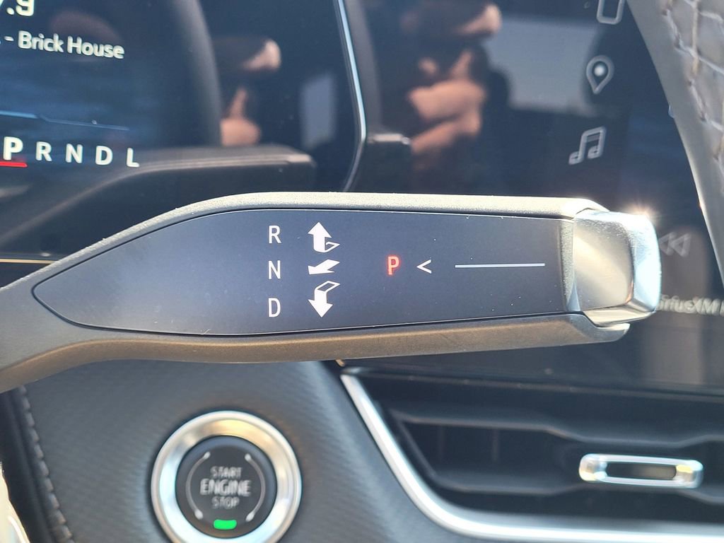 Used 2025 Chevrolet Equinox LT FWD image 17