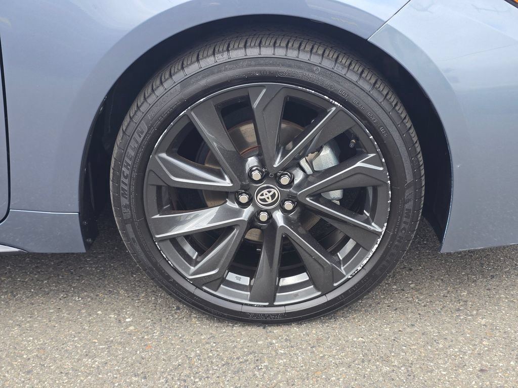 Used 2024 Toyota Corolla XSE FWD image 9