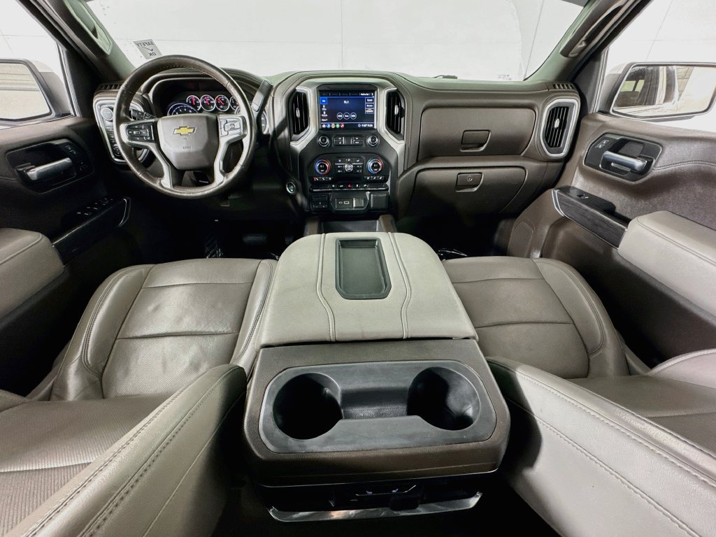 Used 2020 Chevrolet Silverado 1500 LTZ w/ LTZ Convenience Package AWD/4WD image 28