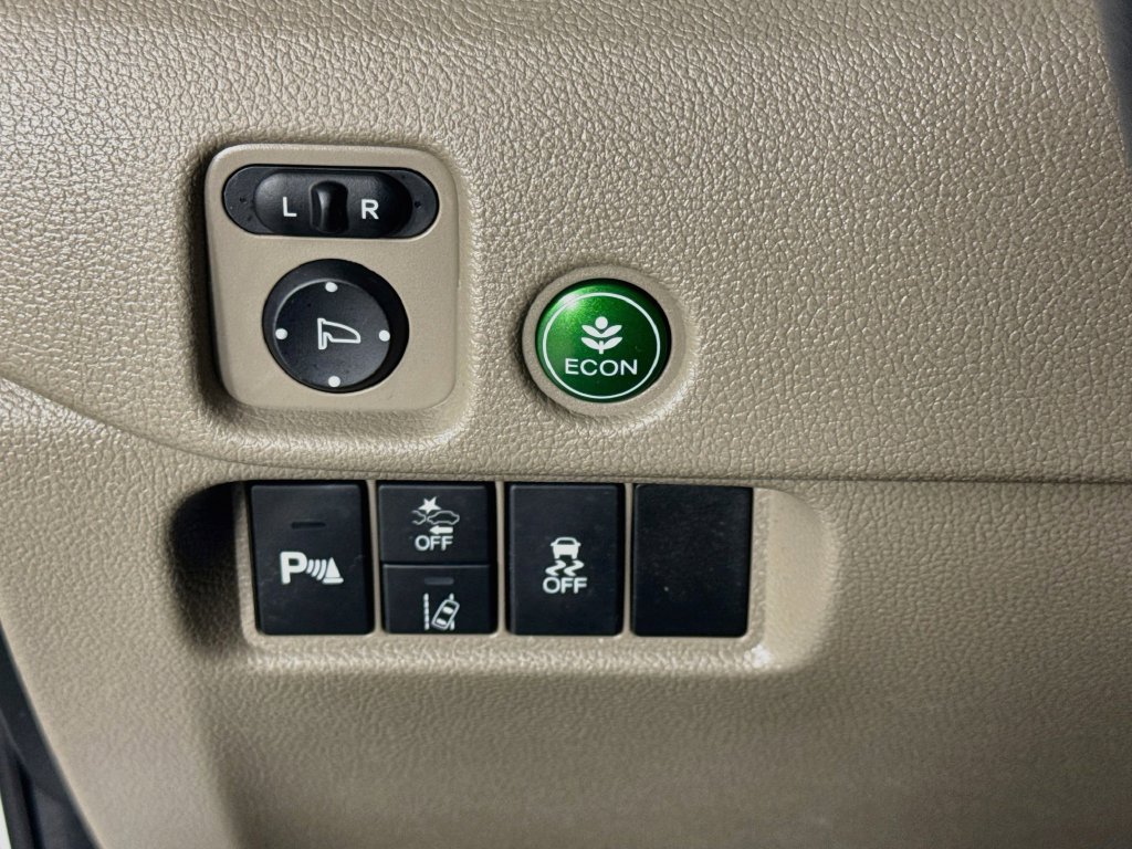 Used 2021 Honda Pilot Touring image 13