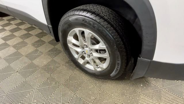 Used 2020 Chevrolet Traverse LT FWD image 14