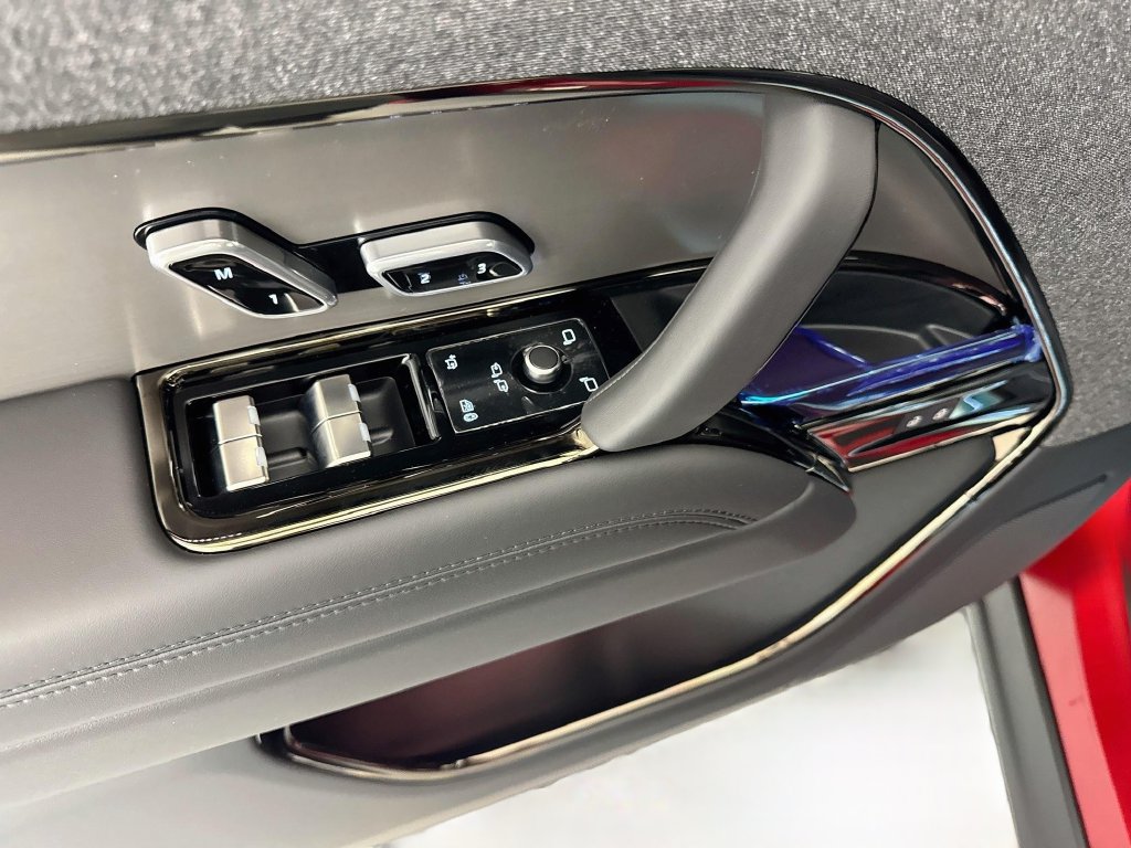 New 2026 Land Rover Range Rover Sport Dynamic SE AWD/4WD image 18