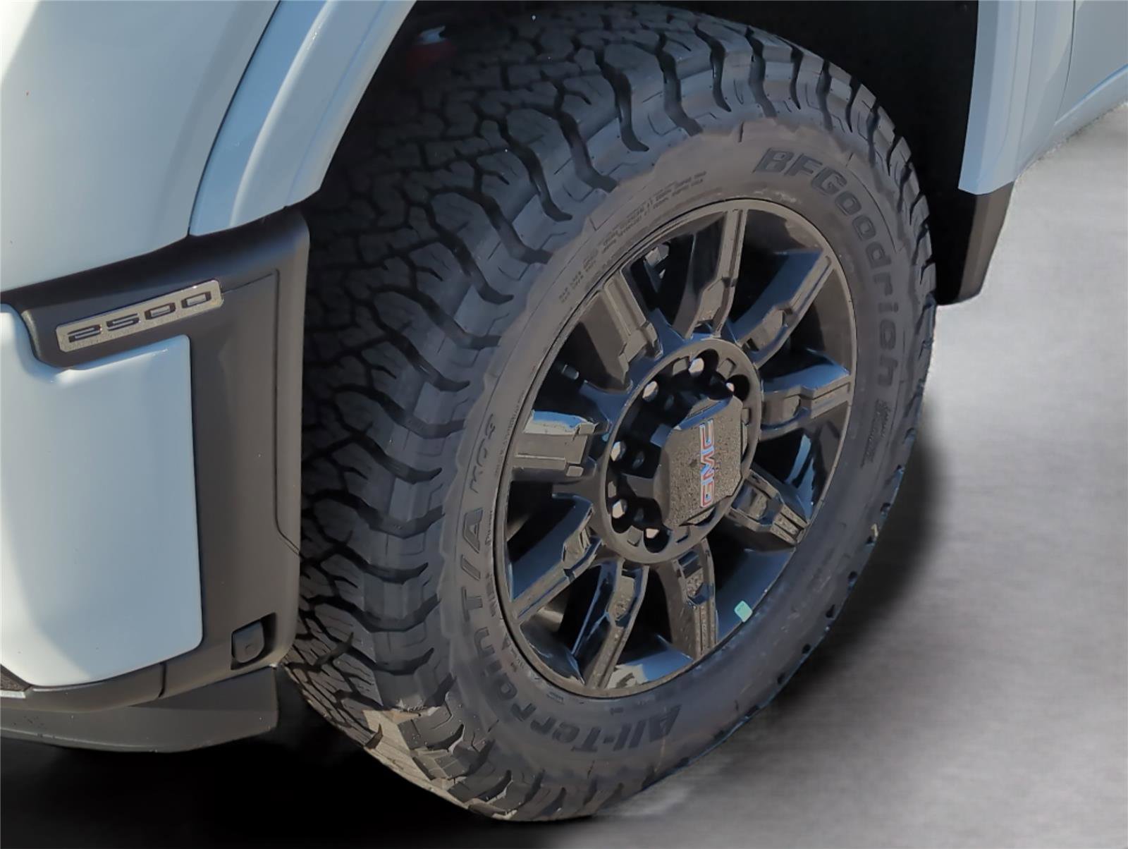 New 2026 GMC Sierra 2500 AT4 w/ AT4 Premium Plus Package AWD/4WD image 15