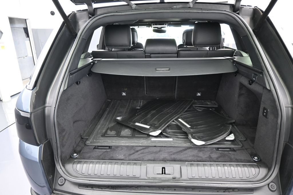 Used 2020 Land Rover Range Rover Sport SE AWD/4WD image 43