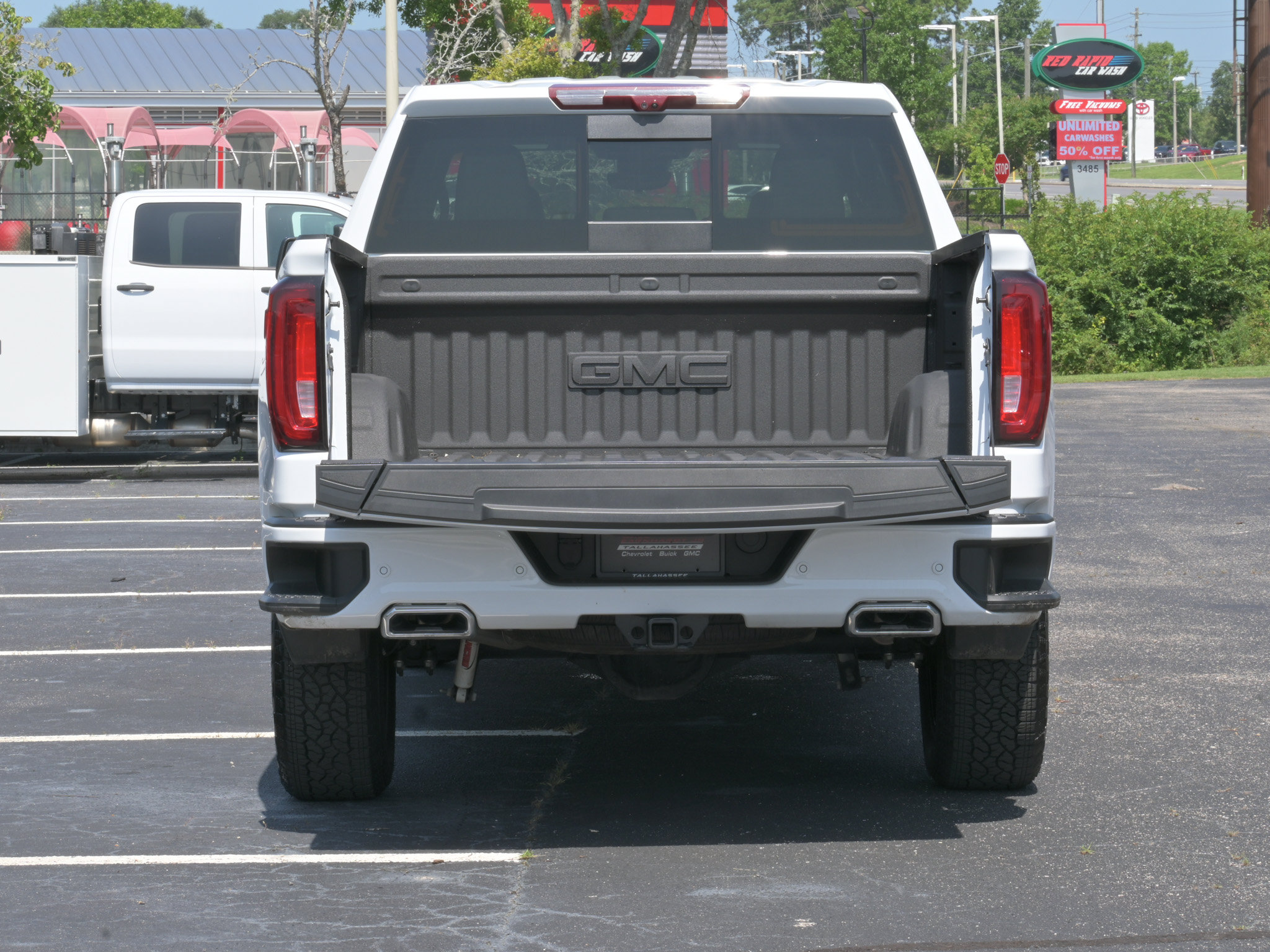 Used 2026 GMC Sierra 1500 AT4 w/ AT4 Premium Package AWD/4WD image 36