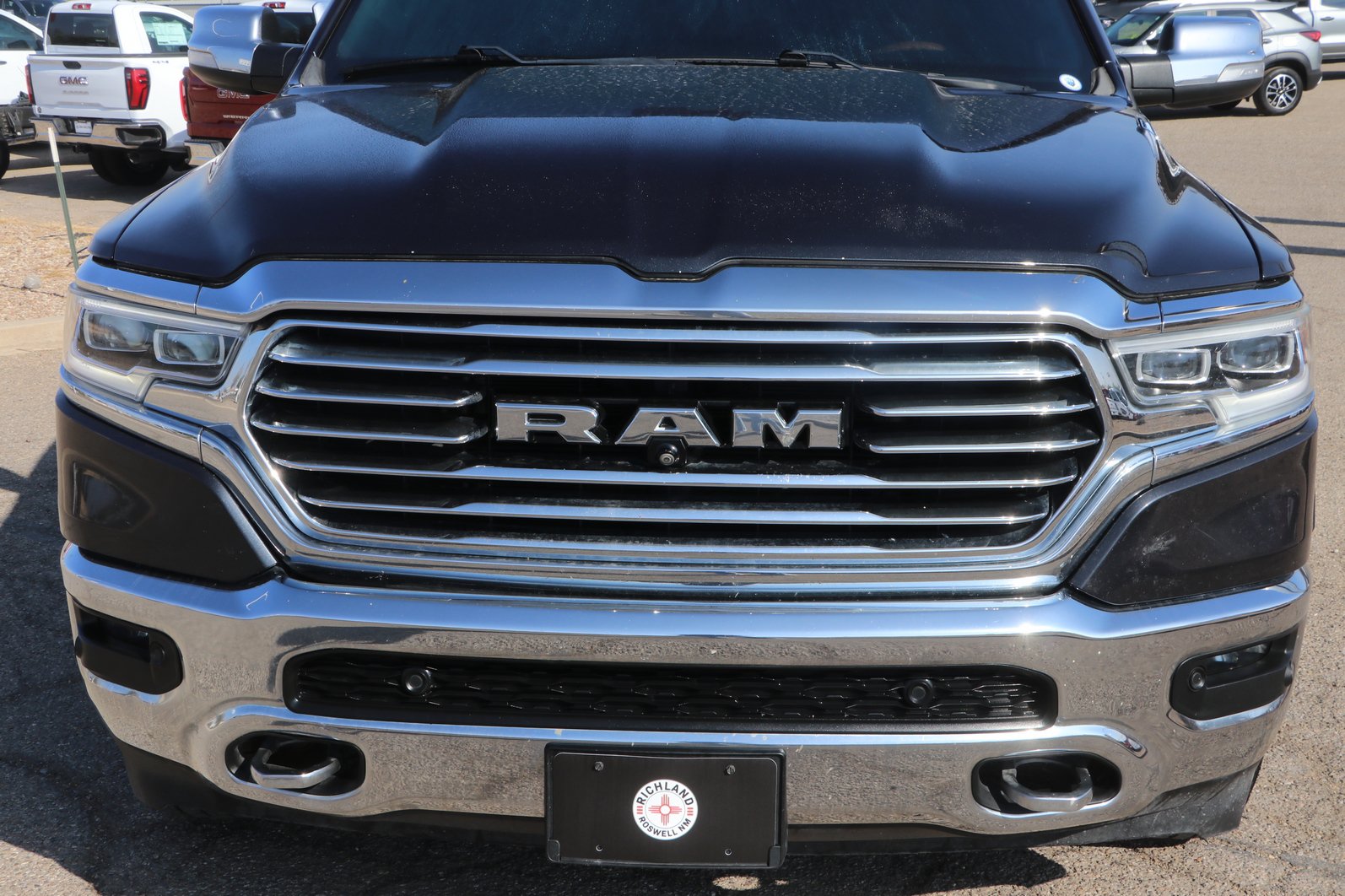 Used 2019 RAM 1500 Limited AWD/4WD image 2