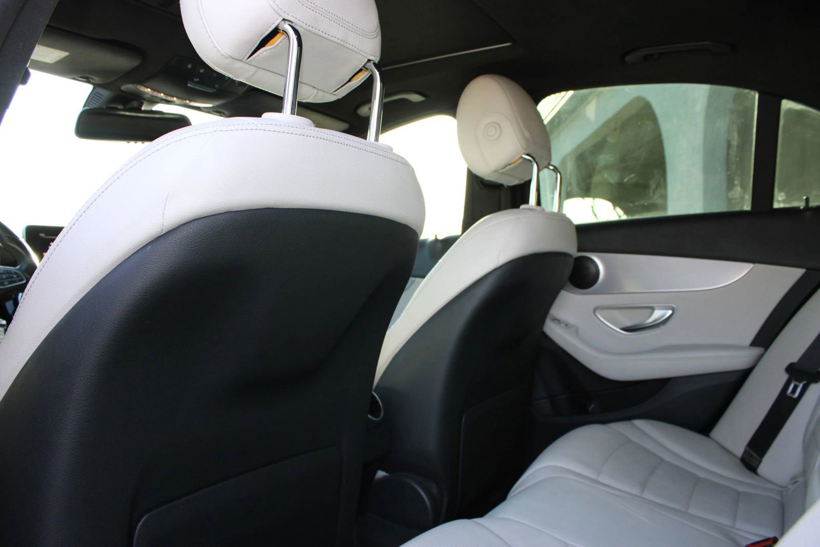 Used 2018 Mercedes-Benz C 300 Sedan image 17