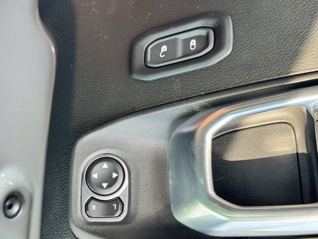 Used 2023 Jeep Wrangler Unlimited Sport AWD/4WD image 28