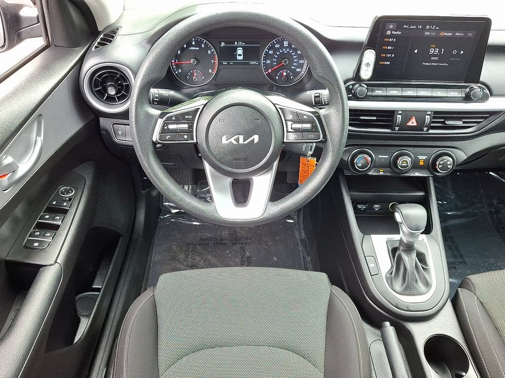 Used 2023 Kia Forte LXS FWD image 11