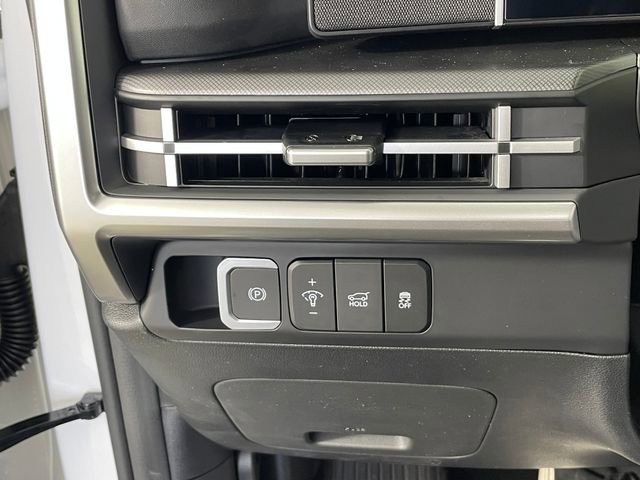 New 2026 Hyundai Santa Fe SE image 12