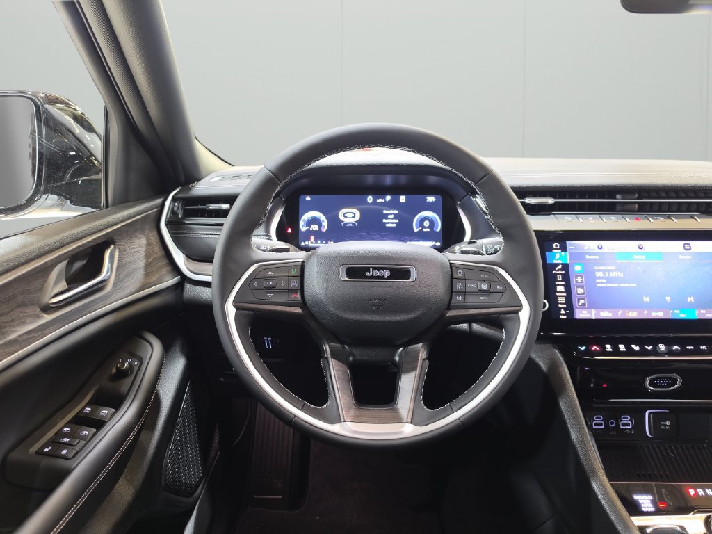 New 2027 Jeep Grand Cherokee 4WD image 17