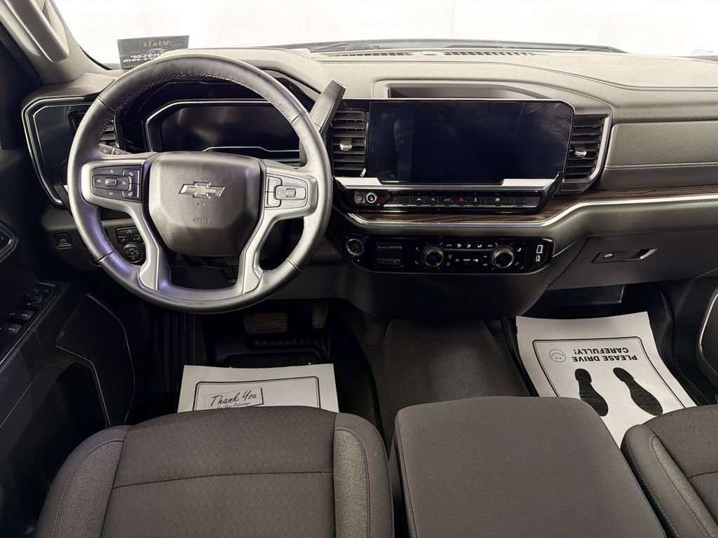 Used 2024 Chevrolet Silverado 1500 RST AWD/4WD image 21