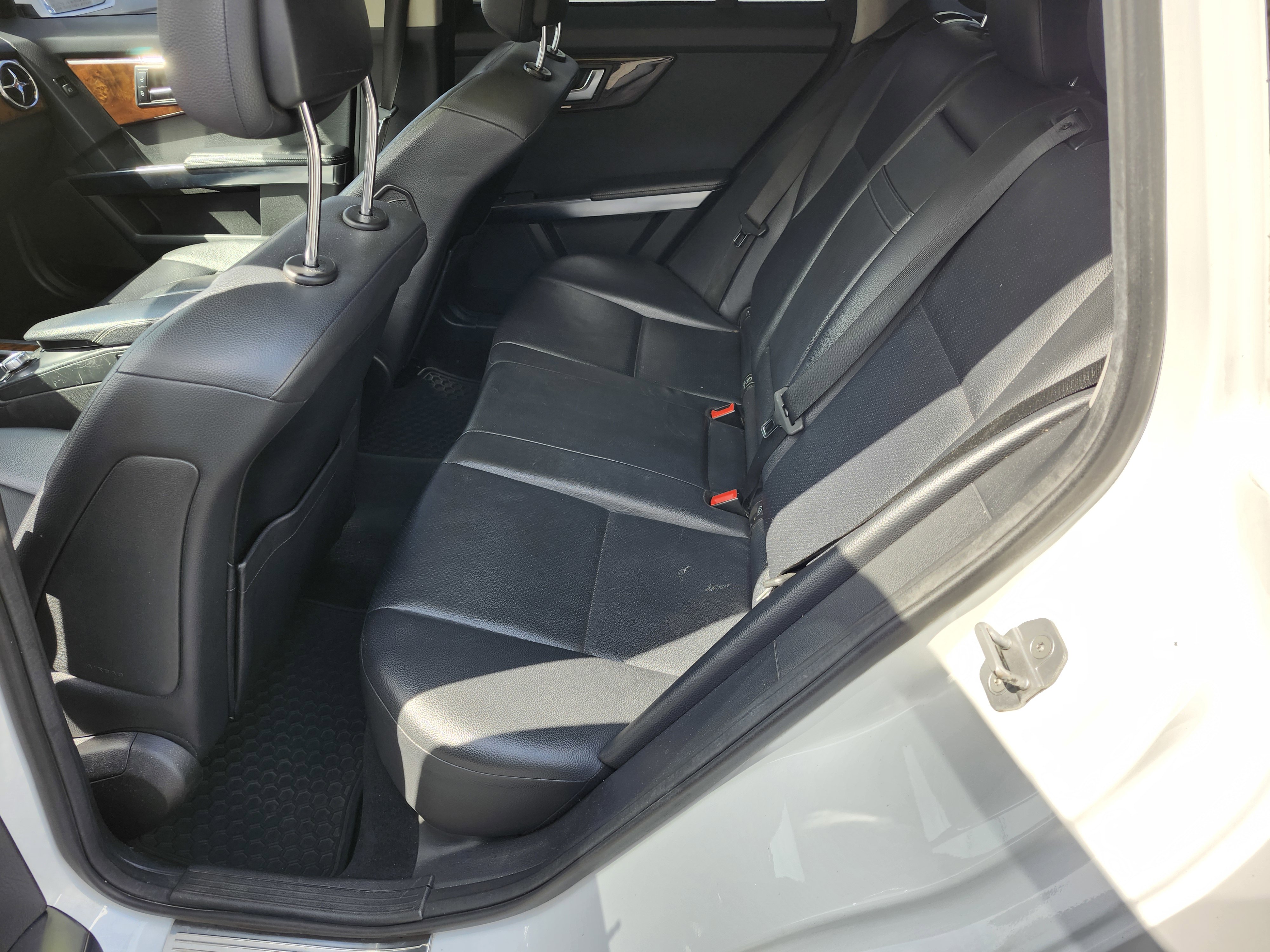 Used 2013 Mercedes-Benz GLK 350 4MATIC image 5