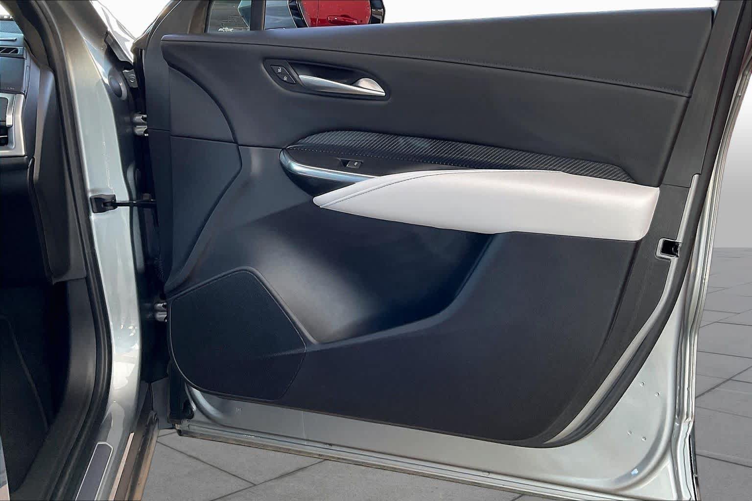 Used 2024 Cadillac XT4 Sport FWD image 23
