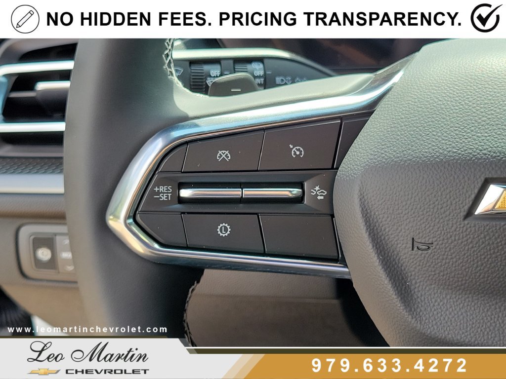 New 2027 Chevrolet Traverse LT w/ Driver Confidence Package FWD image 22