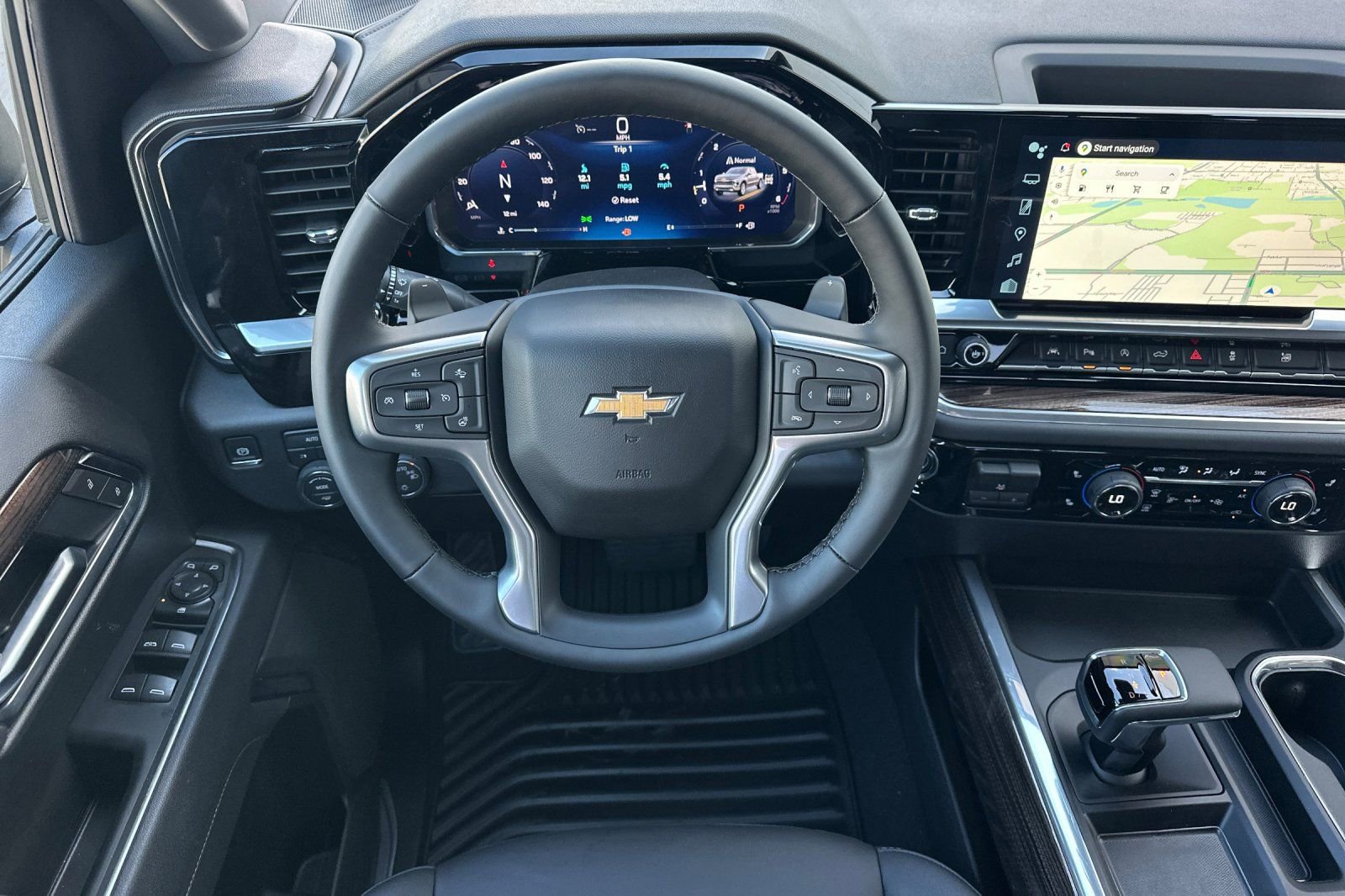 New 2026 Chevrolet Silverado 1500 LT w/ Safety Package AWD/4WD image 14