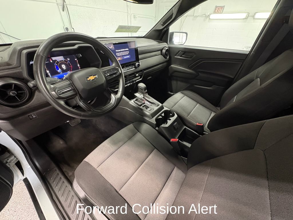 Used 2023 Chevrolet Colorado W/T image 14