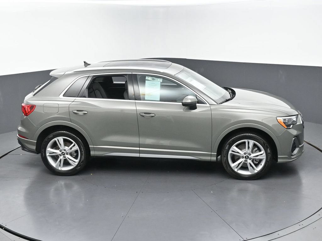 Used 2022 Audi Q3 2.0T Premium w/ Convenience Package AWD/4WD image 44