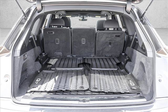 Certified 2025 Audi Q7 2.0T Premium Plus w/ Convenience Package AWD/4WD image 23