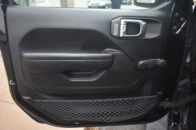 Used 2021 Jeep Gladiator Sport w/ Trailer Tow Package image 16