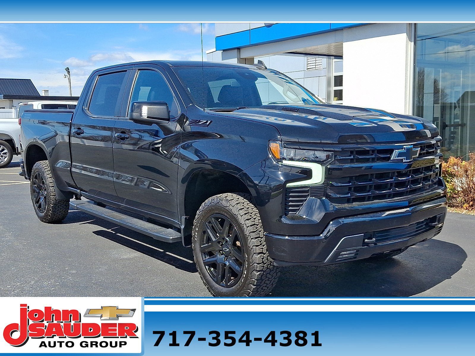 Used 2022 Chevrolet Silverado 1500 LT Trail Boss w/ LT Trail Boss Premium Package image 1