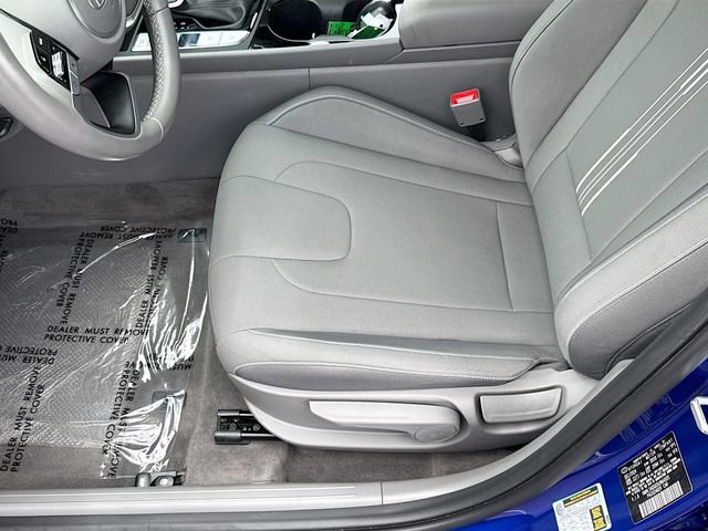 Certified 2025 Hyundai Elantra SEL image 19