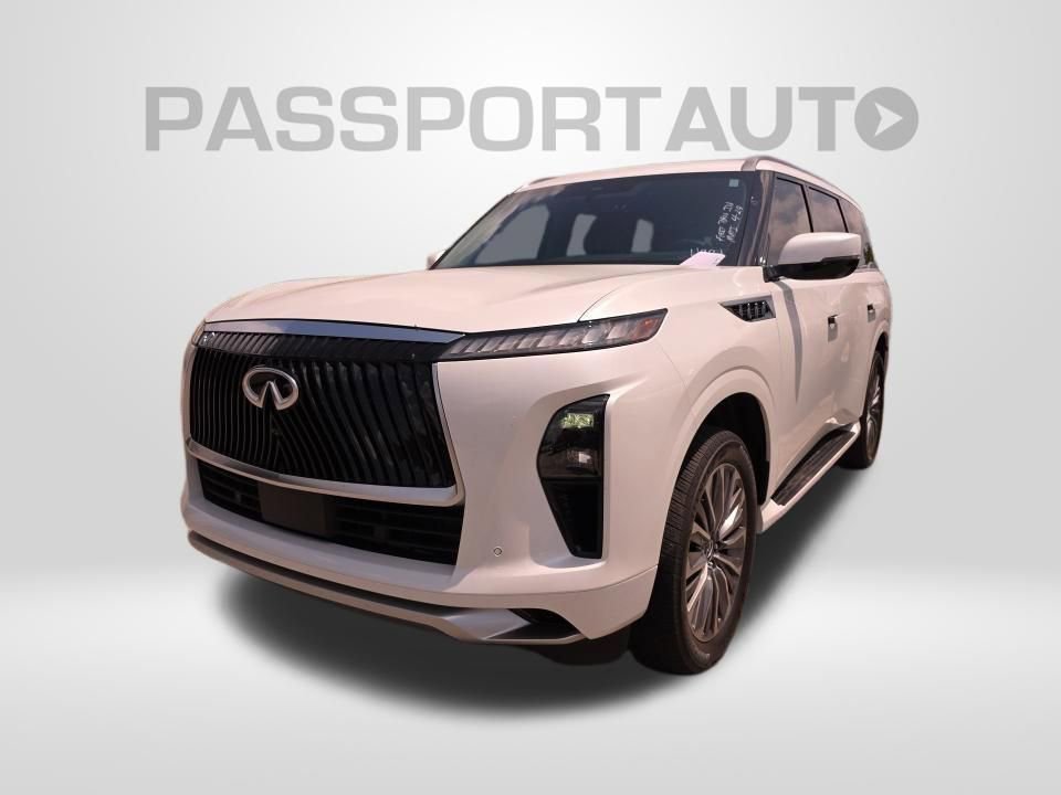 Used 2025 INFINITI QX80 Sensory AWD/4WD image 1