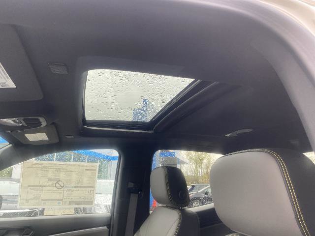 New 2026 Chevrolet Colorado ZR2 w/ Technology Package image 14