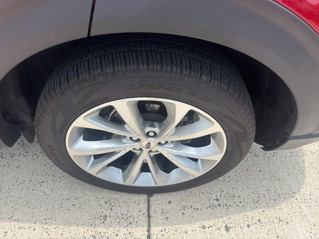 Used 2021 Ford Explorer Platinum w/ Equipment Group 601A AWD/4WD image 18