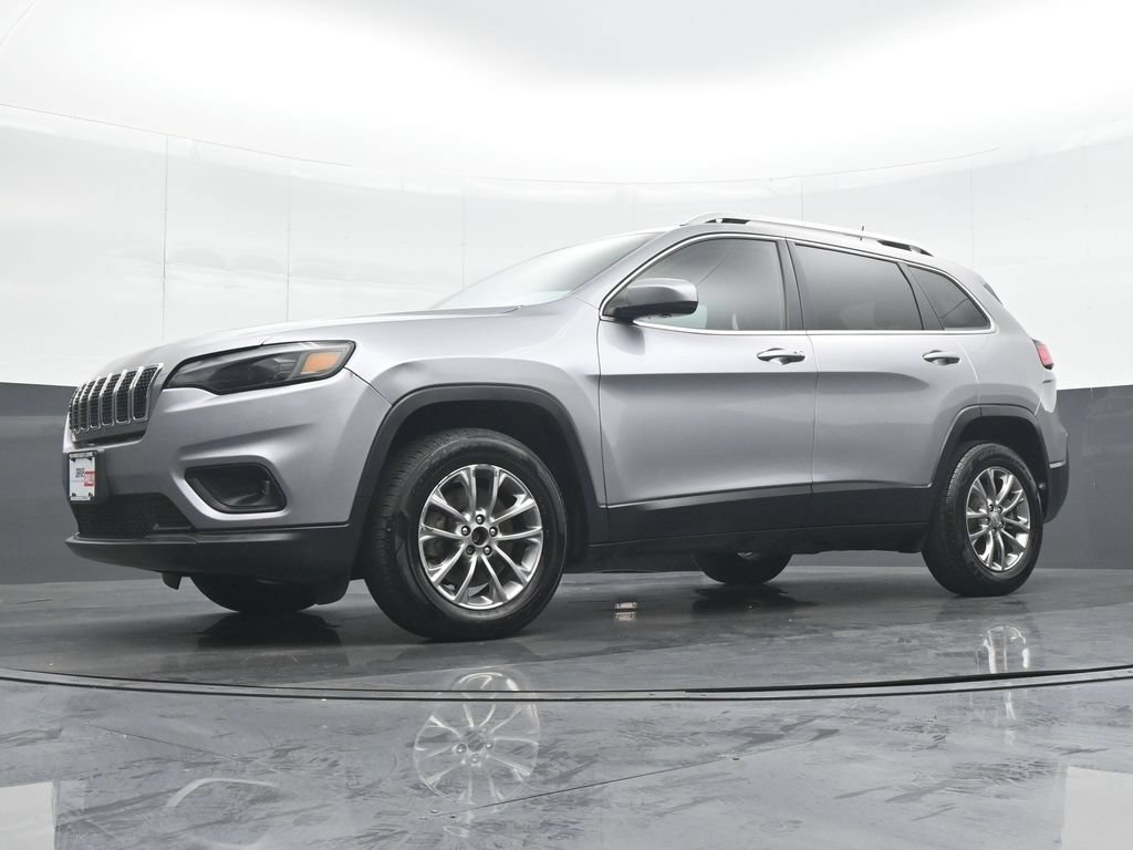 Used 2019 Jeep Cherokee Latitude Plus AWD/4WD image 26
