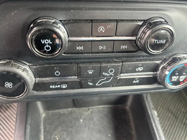 Used 2022 Ford Bronco 4-Door AWD/4WD image 29