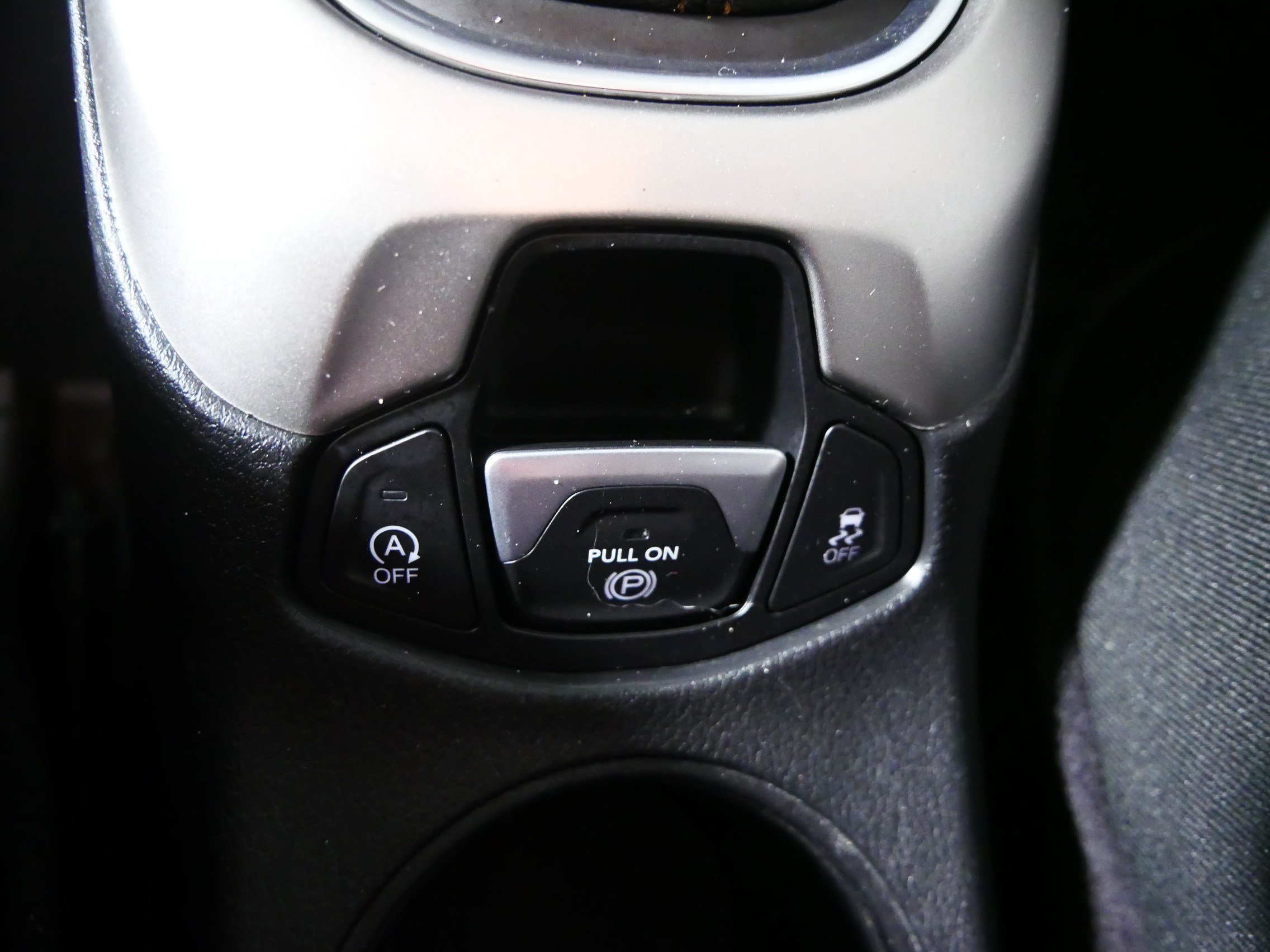 Used 2018 Jeep Compass Latitude w/ Popular Equipment Group AWD/4WD image 29