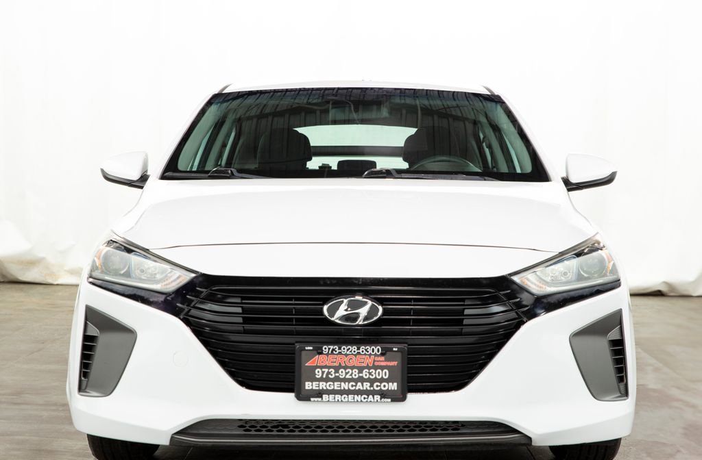 Used 2018 Hyundai Ioniq Blue image 2